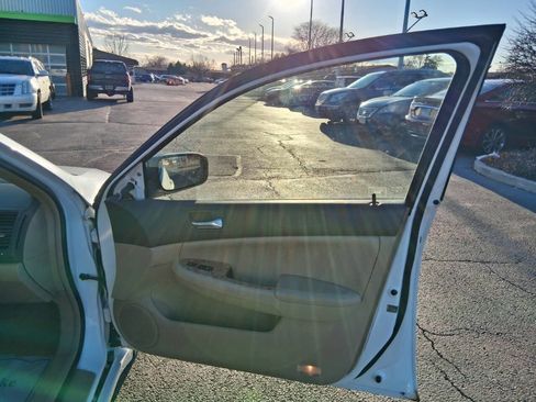Used 2003 Honda Accord EX image 8