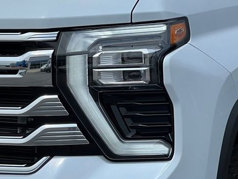 New 2026 Chevrolet Silverado 2500 High Country w/ High Country Premium Package AWD/4WD image 48