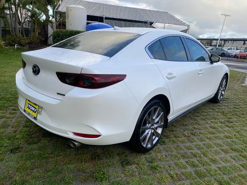 Used 2019 MAZDA MAZDA3 Sedan w/ Preferred Package FWD image 25