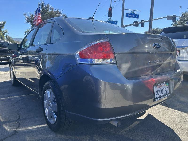 Used 2010 Ford Focus S FWD image 5
