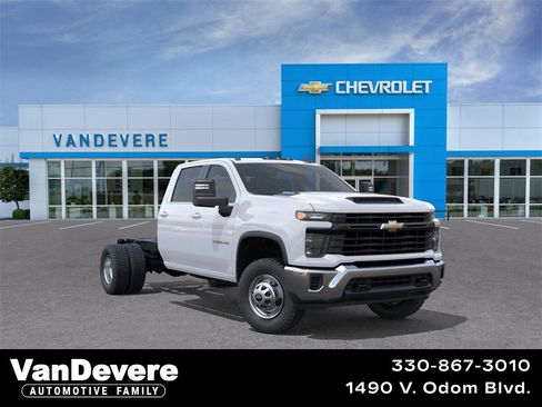 New 2025 Chevrolet Silverado 3500 W/T w/ WT Convenience Package image 1