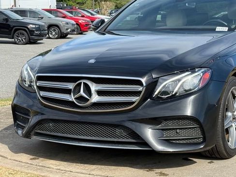 Used 2017 Mercedes-Benz E 300 4MATIC image 10