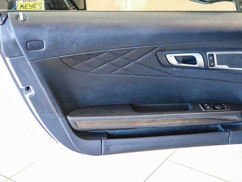 Used 2020 Mercedes-Benz AMG GT R image 22