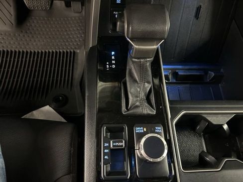 Used 2023 Toyota Tundra SR5 w/ SR5 Convenience Package image 18