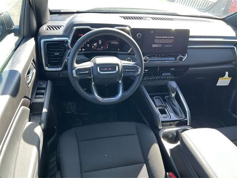 New 2026 GMC Canyon Elevation image 11