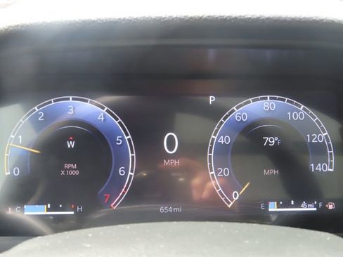 Used 2025 Jeep Grand Cherokee L Limited w/ Luxury Tech Group II AWD/4WD image 36