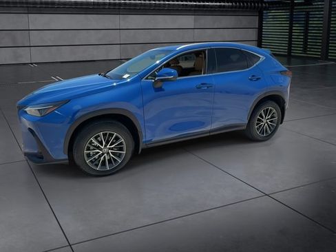 Certified 2025 Lexus NX 250 FWD w/ Accessory Package (K3) image 4