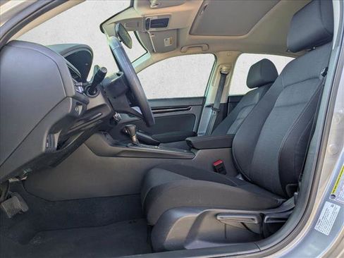 Used 2022 Honda Civic EX image 16