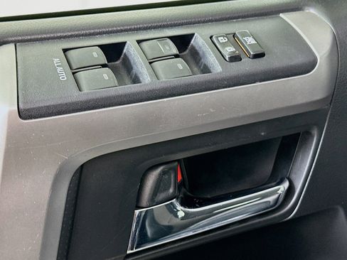 Used 2019 Toyota 4Runner SR5 image 15