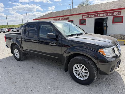 Used 2019 Nissan Frontier SV w/ Value Truck Package AWD/4WD image 1