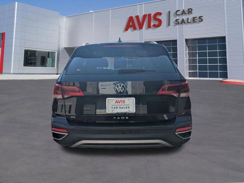 Used 2024 Volkswagen Taos SE FWD image 7