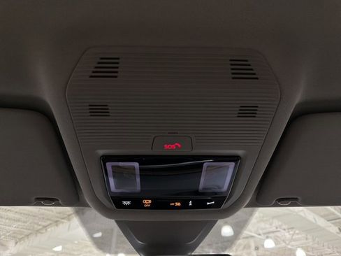 New 2026 Volkswagen Atlas SE image 35