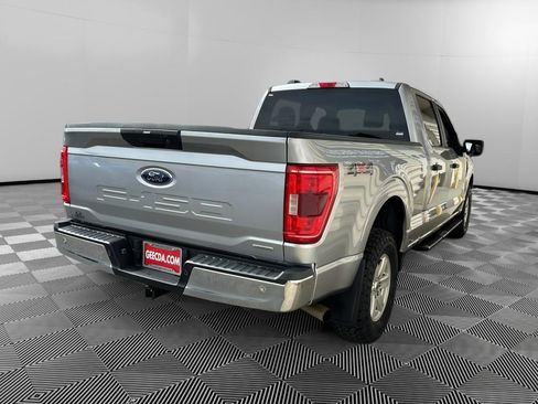 Used 2022 Ford F150 XLT w/ Trailer Tow Package AWD/4WD image 4