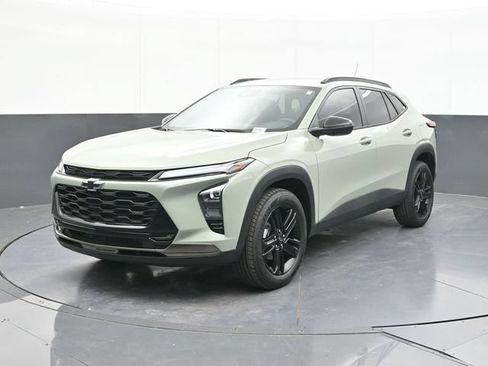 New 2026 Chevrolet Trax ACTIV w/ Driver Confidence Package FWD image 3