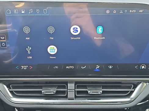 New 2026 Chevrolet Equinox EV LT image 21