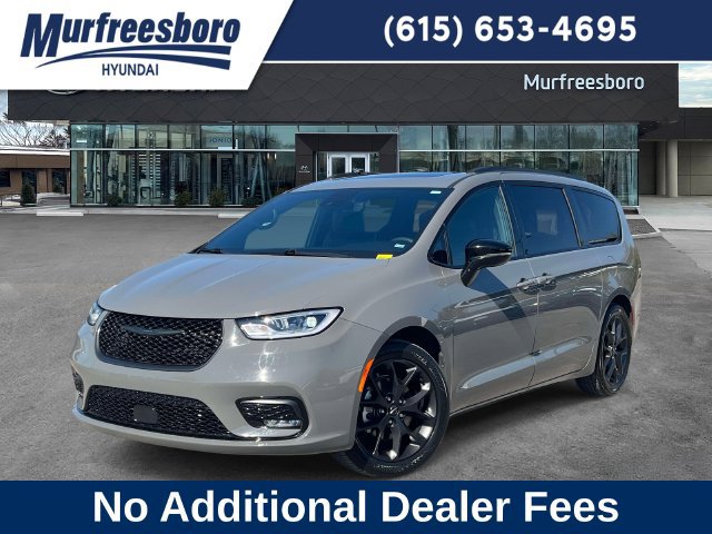 Used 2025 Chrysler Pacifica Limited FWD 360° Tour