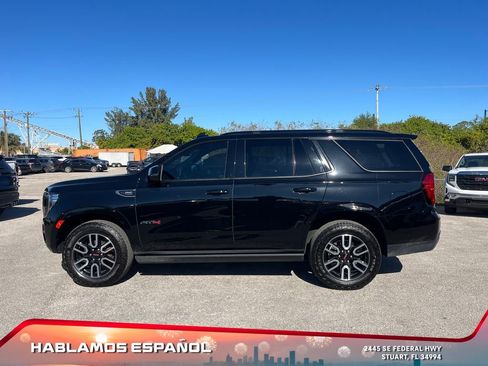 Used 2023 GMC Yukon AT4 image 4