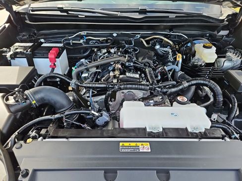 Used 2025 Toyota Tacoma SR5 image 22