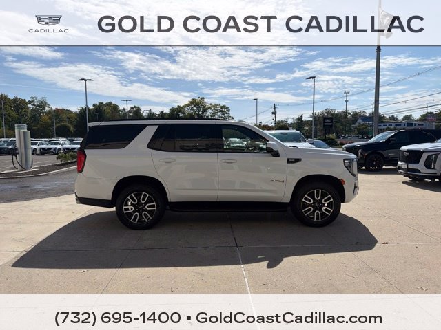 Used 2024 GMC Yukon AT4 w/ LPO, Floor Liner Package AWD/4WD image 4