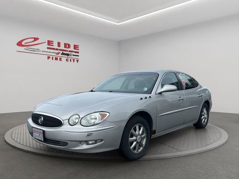 Used 2007 Buick LaCrosse CXL image 1