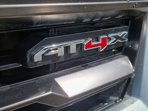 Used 2024 GMC Sierra 2500 AT4X AWD/4WD image 5