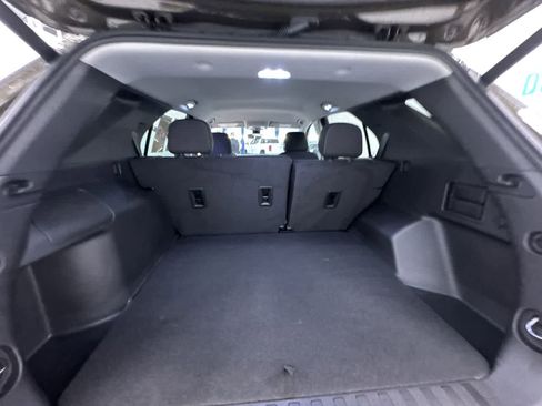 Used 2023 Chevrolet Equinox LT image 43