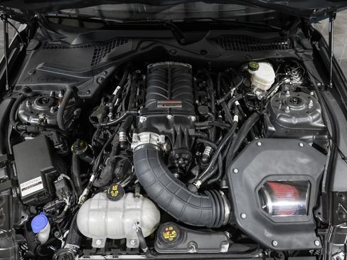 Used 2021 Ford Mustang GT Premium w/ Equipment Group 401A RWD image 14