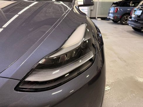 Used 2023 Tesla Model Y Long Range AWD/4WD image 9