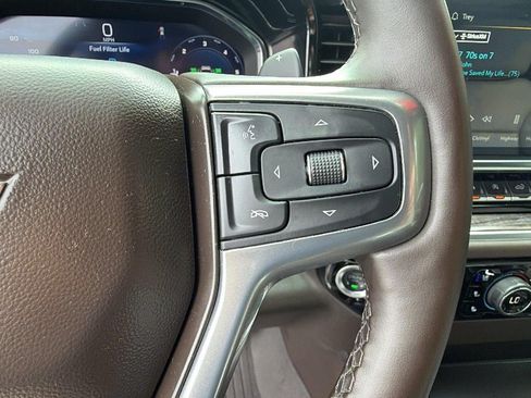 Used 2025 Chevrolet Silverado 1500 LTZ w/ LTZ Premium Package AWD/4WD image 28