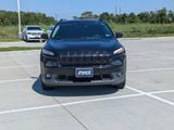 Used 2018 Jeep Cherokee Latitude w/ Altitude Package image 2