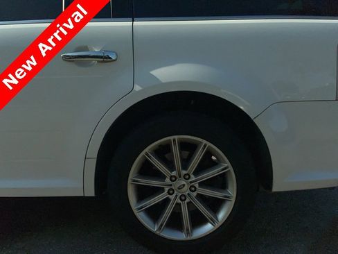 Used 2019 Ford Flex Limited image 15