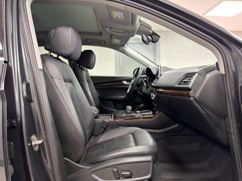 Used 2020 Audi Q5 2.0T Premium Plus w/ Premium Plus Package image 10