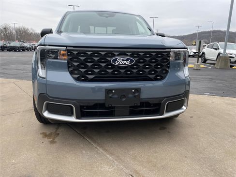 Used 2025 Ford Maverick Lariat w/ 4K Tow Package image 13