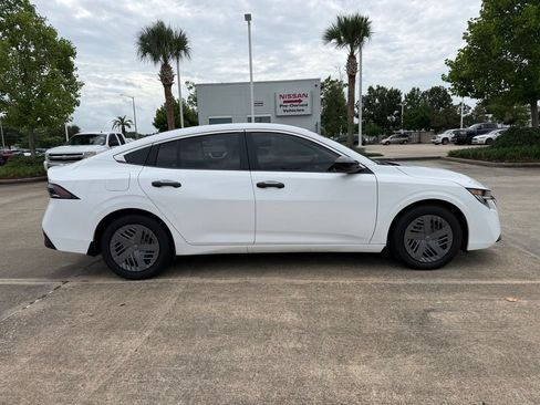 Used 2026 Nissan Sentra S w/ Floor Mat Package FWD image 6