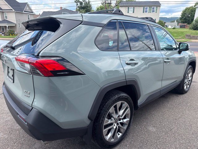 Used 2023 Toyota RAV4 XLE Premium AWD/4WD image 6