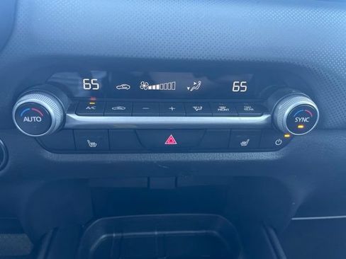 Used 2025 MAZDA CX-50 AWD 2.5 S w/ Preferred Package image 19