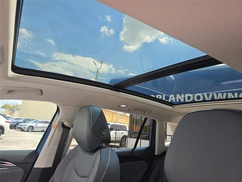 New 2026 Volkswagen Tiguan SE image 23