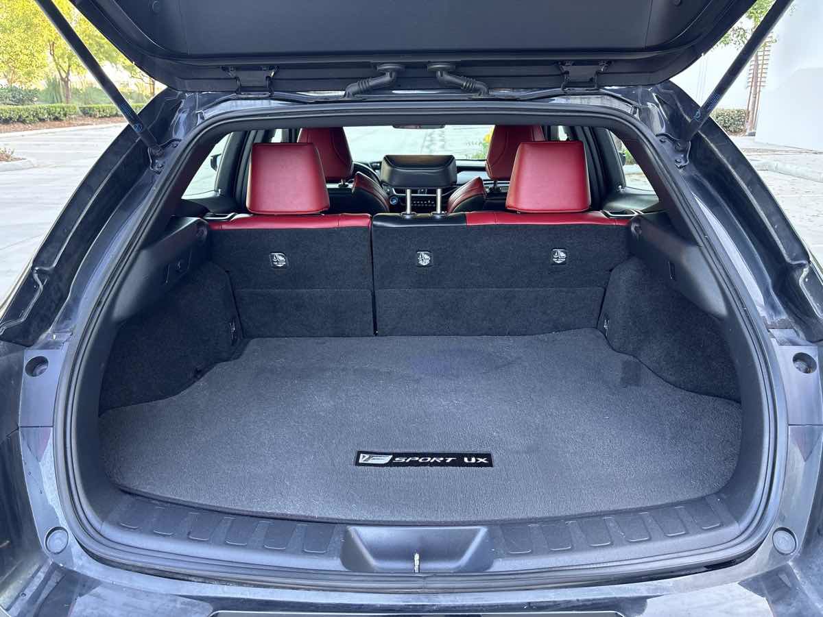Used 2020 Lexus UX 250h F Sport w/ Accessory Package AWD/4WD image 10