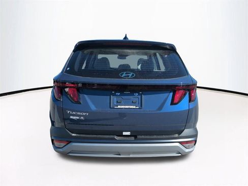New 2026 Hyundai Tucson SE image 6