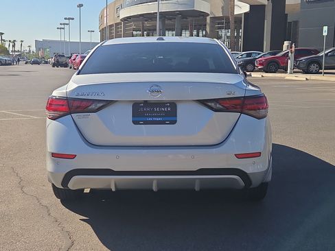 Used 2020 Nissan Sentra SV FWD image 4