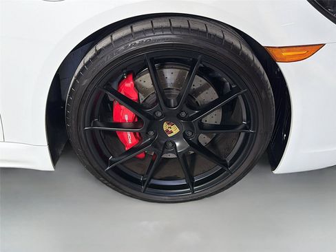 Certified 2025 Porsche 718 Cayman GTS RWD image 14