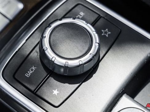 Used 2014 Mercedes-Benz G 63 AMG 4MATIC image 19