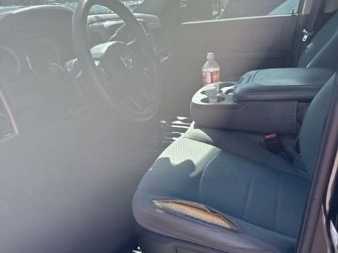 Used 2017 RAM 2500 Tradesman w/ Chrome Appearance Group AWD/4WD image 6