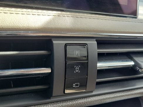 Certified 2022 Lincoln Corsair FWD w/ Equipment Group 101A image 22