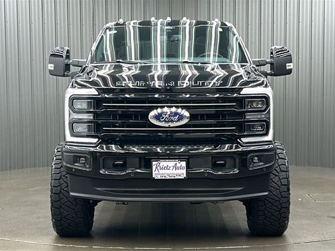 Used 2025 Ford F250 Platinum w/ FX4 Off-Road Package image 8