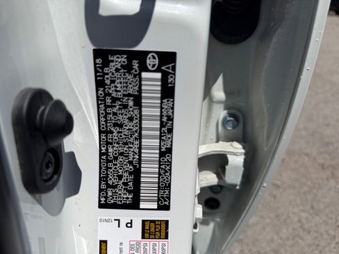Used 2019 Toyota Corolla SE w/ SE Option Package FWD image 36