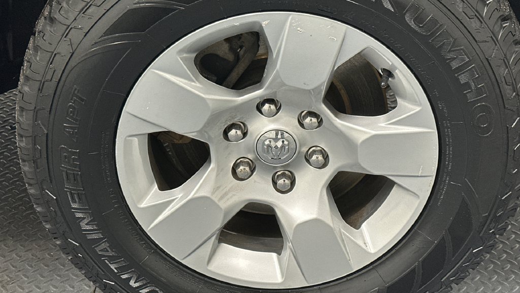 Used 2023 RAM 1500 Big Horn AWD/4WD image 16