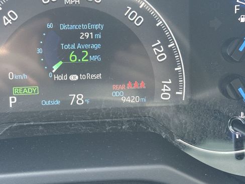 Used 2025 Toyota RAV4 LE AWD/4WD image 24