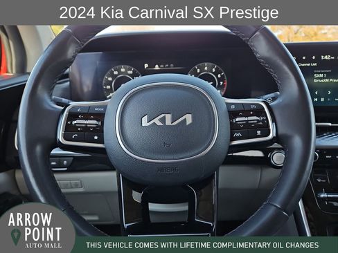 Used 2024 Kia Carnival SX Prestige image 27