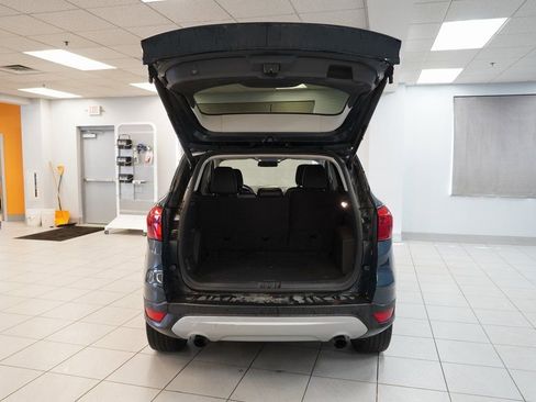 Used 2019 Ford Escape SEL image 9